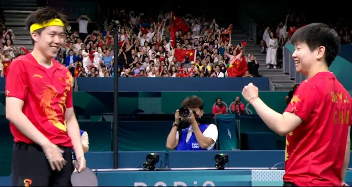 WANG Chuqin and SUN Yingsha (China) celebrate gold medal victory